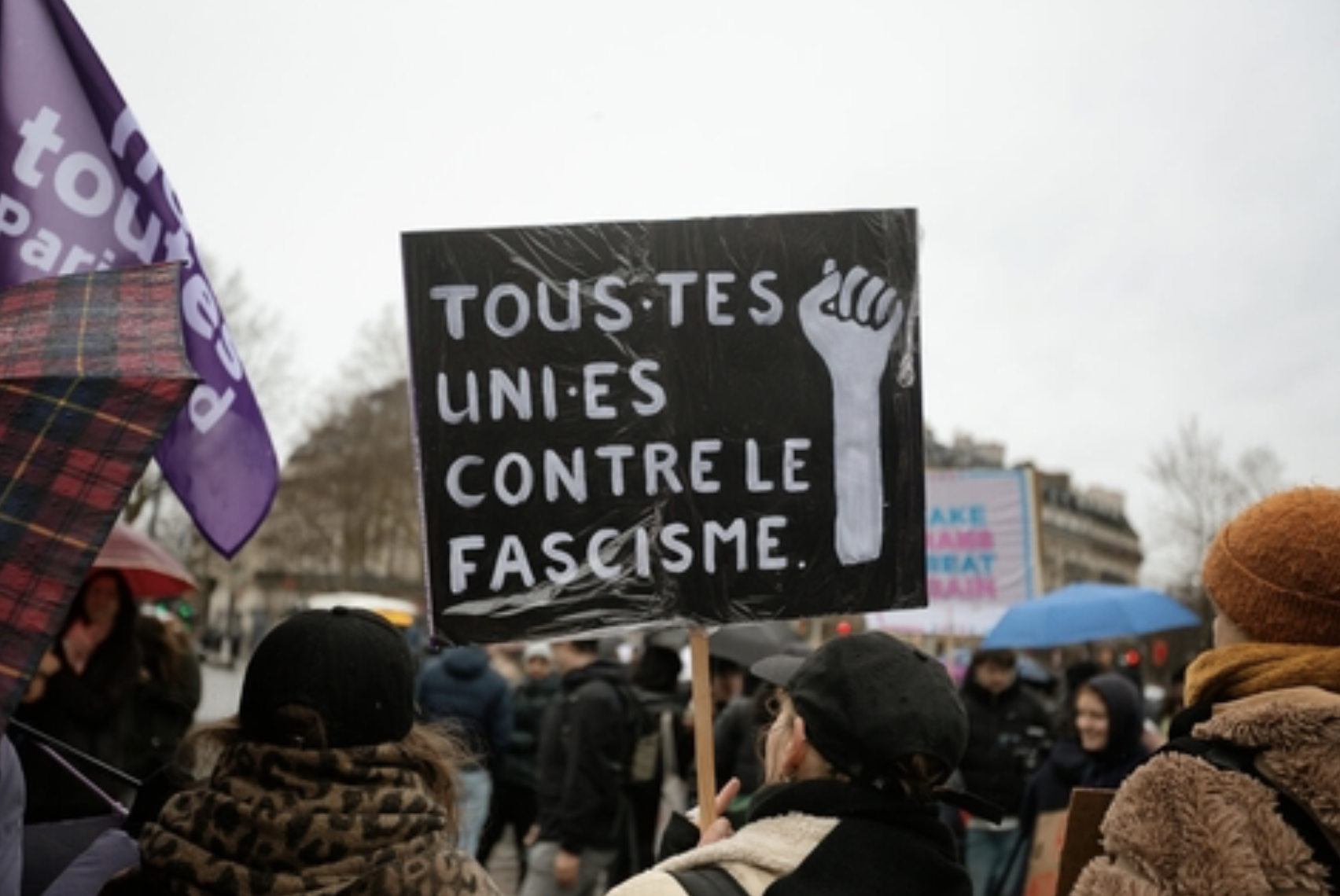 France : face à la montée de l’extrême droite…